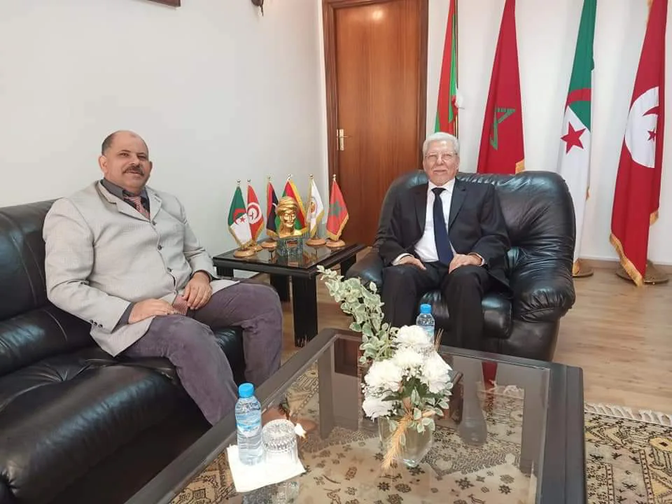 الأمين العام يستقبل منسق روابط أكاديميات شمال افريقيا لكرة القدم وؤئيس لجنة المسابقات بالاتحاد العربي للأكاديميات