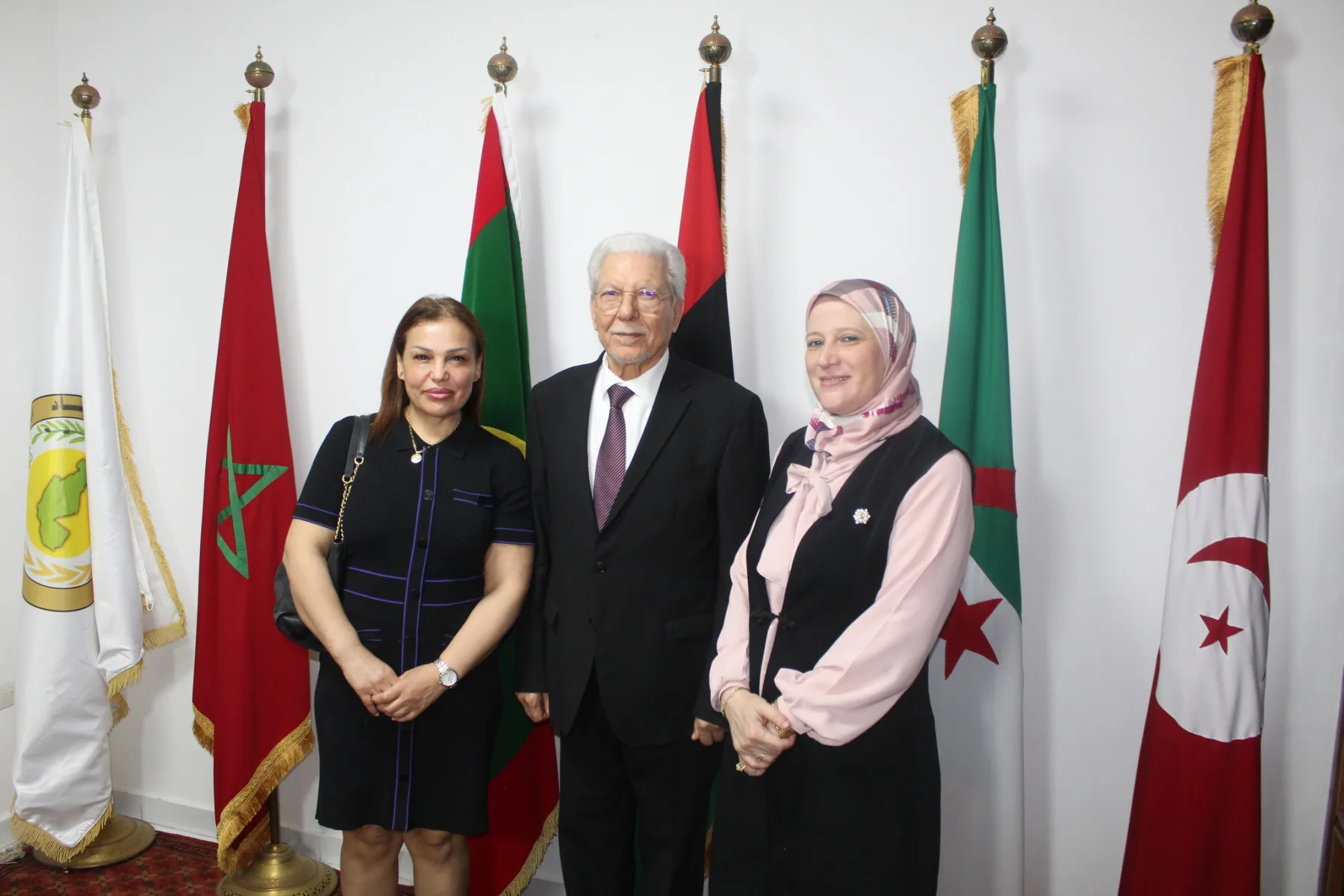 الأمين العام لاتحاد المغرب العربي يستقبل فريقًا من البنك الأفريقي للتنمية يقوم بمهمة ميدانية إلى اتحاد المغرب العربي في الفترة من 2 إلى 9 مايو 2023.