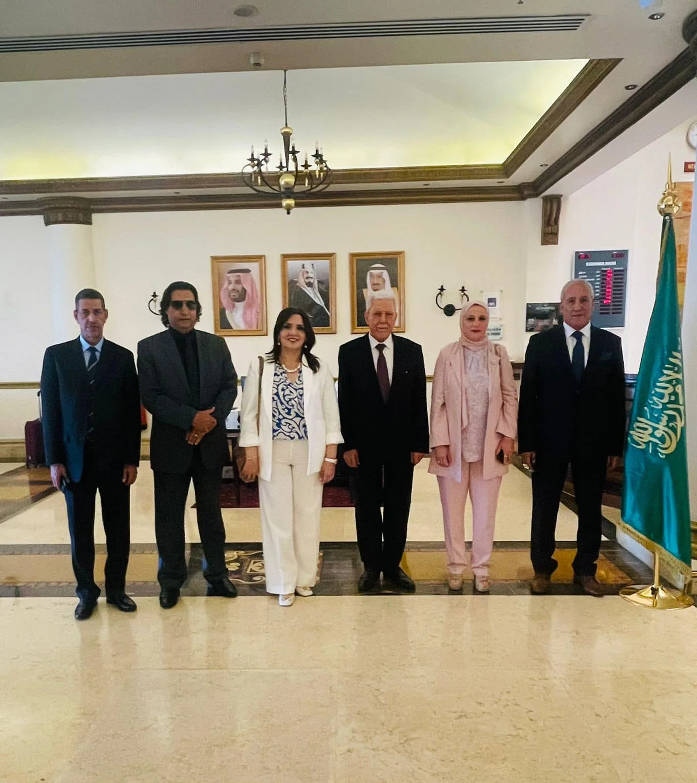 وفد الأمانة العامة لاتحاد المغرب العربي في القمة العربية بجدة.