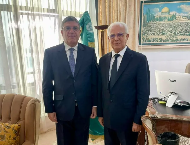 الأمين العام لاتحاد المغرب العربي يلتقي بالأمين العام المساعد لجامعة الدول العربية في مقر مركز الجامعة بتونس