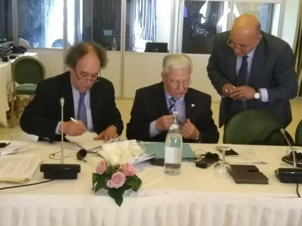 الأمانة العامة لاتحاد المغرب العربي تشرع في إنجاز دراسات حول المياه الجوفية في شمال الصحراء واللومدان